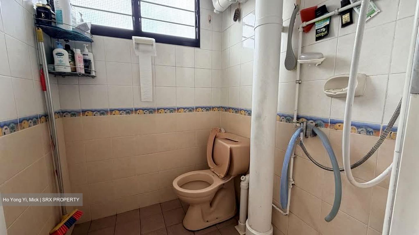 Blk 130 Yio Chu Kang Ville (Ang Mo Kio), HDB 4 Rooms #567819541